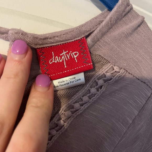 Day trip size XS lace top - Picture 4 of 7